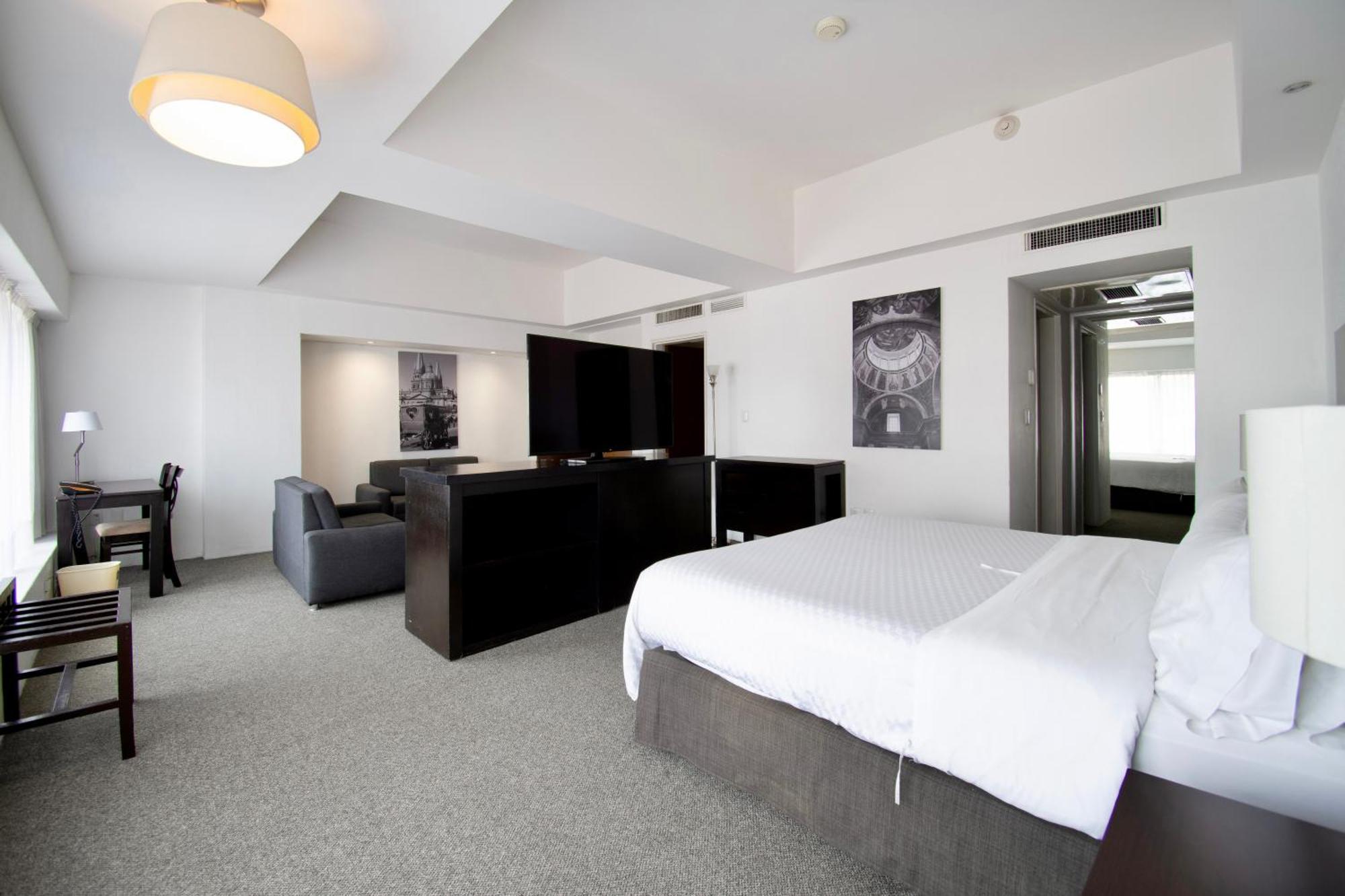 Hotel Plaza Genova Centro 과달라하라 외부 사진