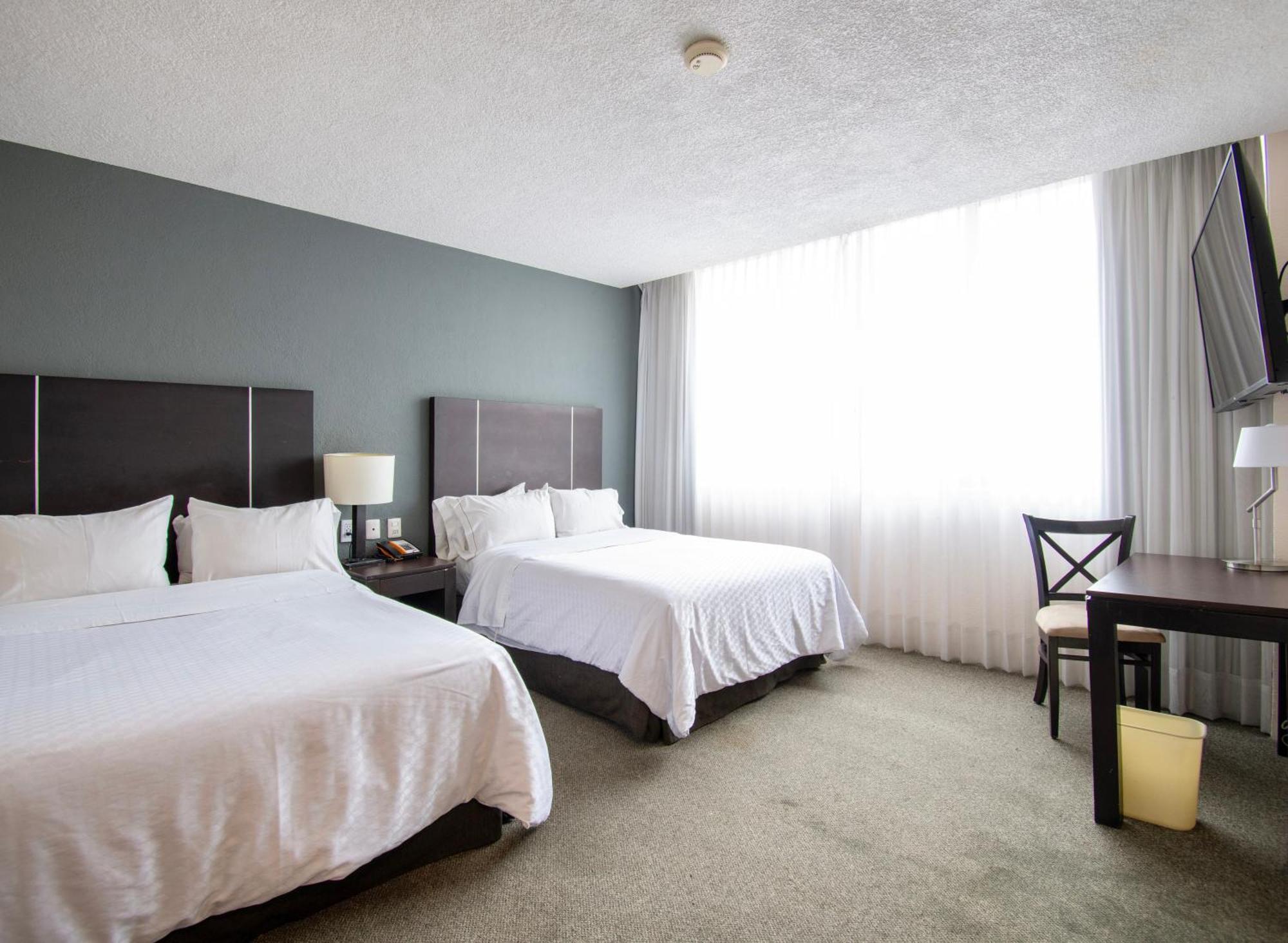 Hotel Plaza Genova Centro 과달라하라 외부 사진